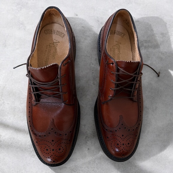 American Gentleman Brown Leather Oxford Wingtip Shoes Size 9 - Vintage Like New - Picture 1 of 6